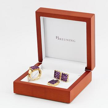 Breuning, a pair of earrings, a pendant and a ring.