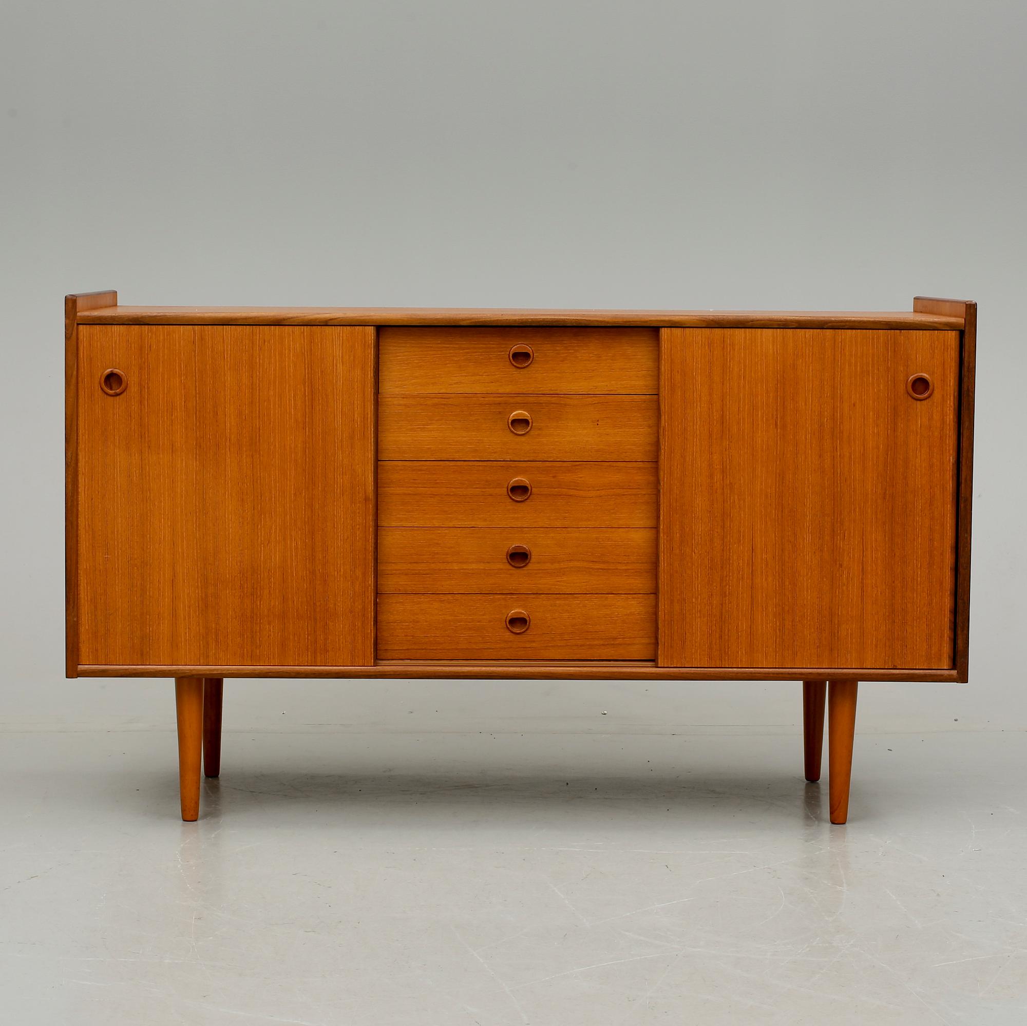 SIDEBOARD, 1900-talets andra hälft.