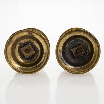 Kynttilänjalka ns. Heemskerk-malli, Flanderi, 1700-luku.