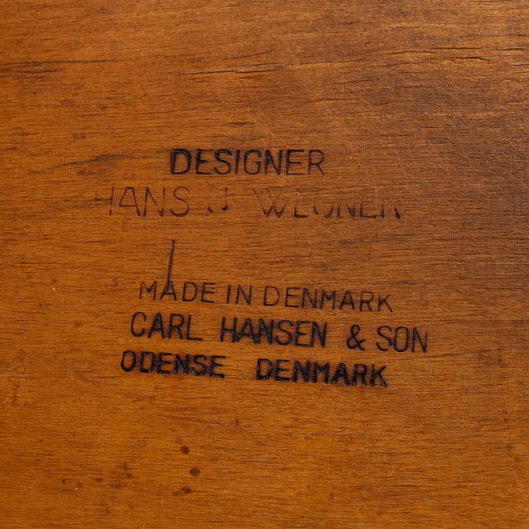 Hans J. Wegner, stol, modell "CH-29"/"Savbukkestolen", Carl Hansen & söner, 1900-talets mitt.