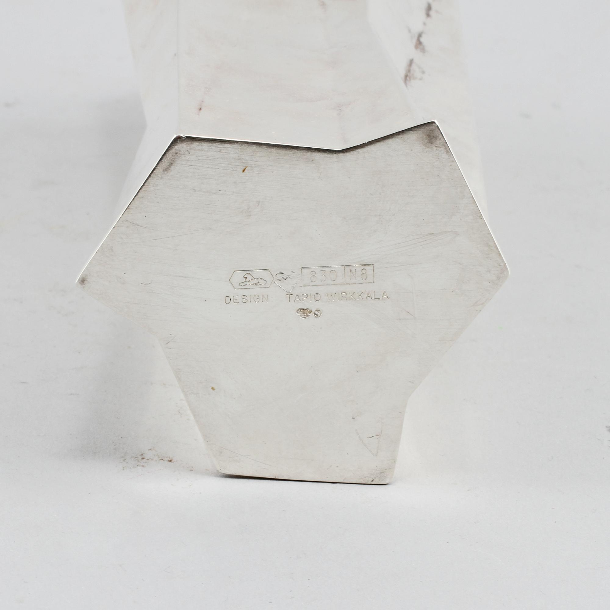 VAS, silver, Tapio Wirkkala, 1900-talets andra hälft. Vikt 347 g.