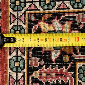 KÄYTÄVÄMATTO, itämainen. Noin 300x78 cm.