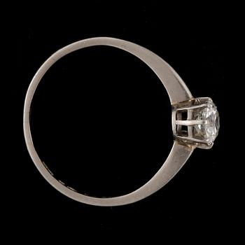 ENSTENSRING, vitguld 18K, diamant ca 0,60 ct. Stockholm 1938. Vikt ca 2 gram.