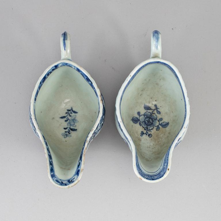 Two blue and white saucers, Qing dynasty, Qianlong (1736-95).