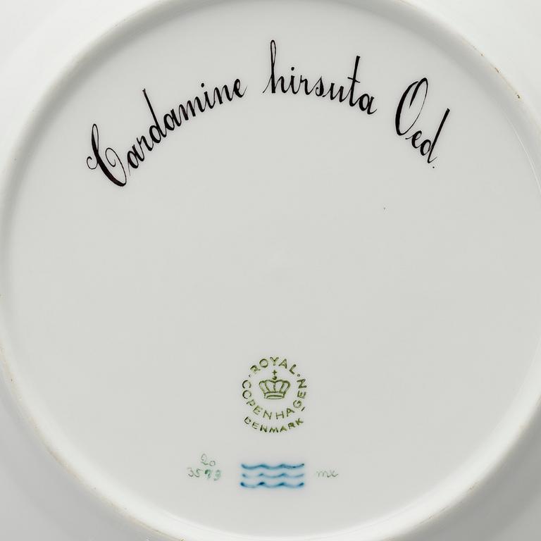 TWO PLATES "Flora Danica", Royal Copenhagen, omkring 1900-talets mitt.