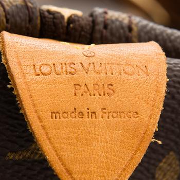 Louis Vuitton, A Monogram canvas 'Keepall 55' Bag.