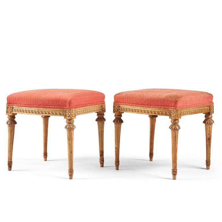 Taburetter, ett par, av Johan Erik Höglander (mästare i Stockholm 1777-1813), Gustavianska.