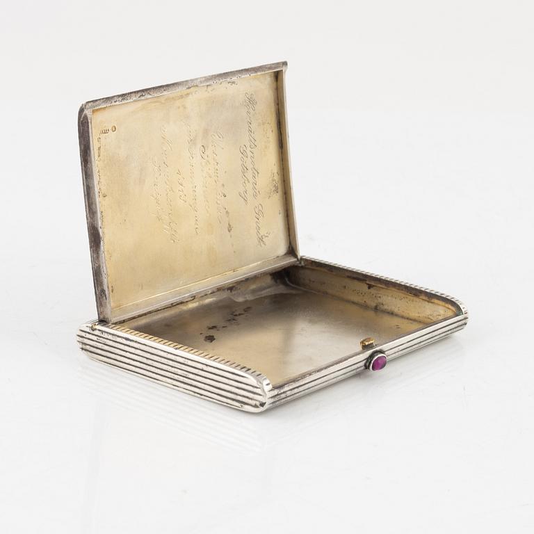 A silver cigarette case, Moscow 1908-26, unidentified maker's mark.