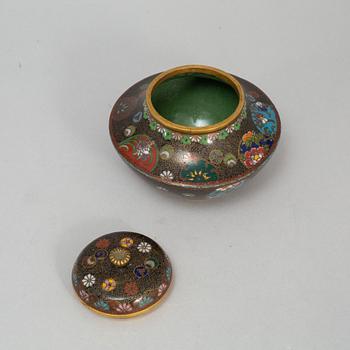 A Japanese cloisonne jar with cover, 20th Century.