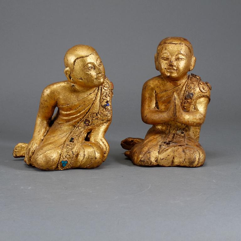 BUDDHOR, ett par, troligen Indien, 1900-tal.