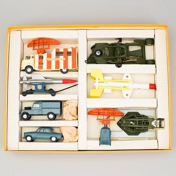 CORGI TOYS, Rocket age models gift set nr 6, England 1960-tal.