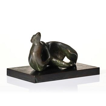 Henry Moore, "Reclining Figure Curved: Smooth".