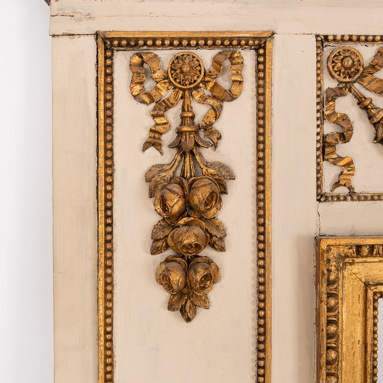 A Late Gustavian gilt-gesso and mirrored panelling, circa 1800.