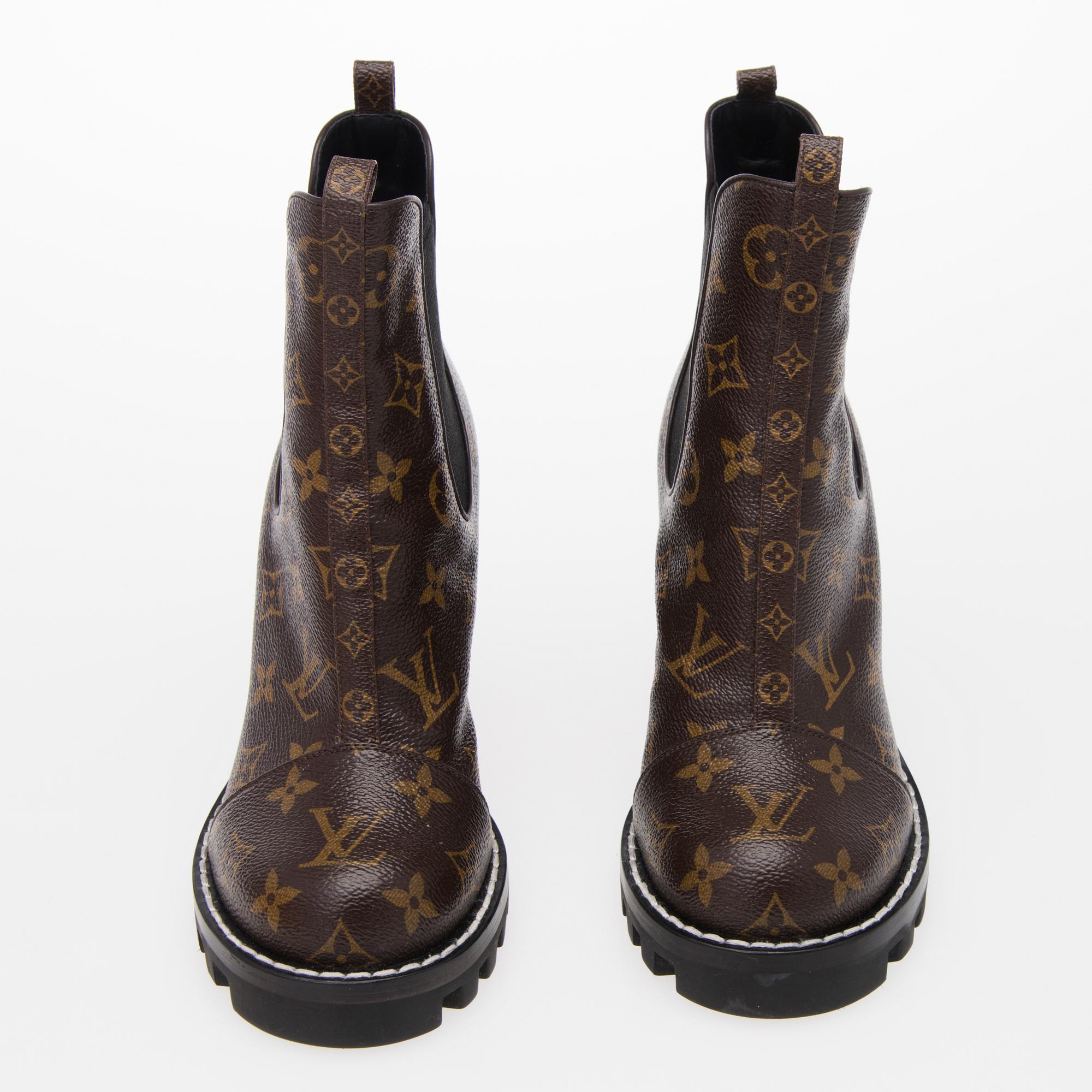 LOUIS VUITTON, "Star Trail", STÖVLETTER, storlek 37.