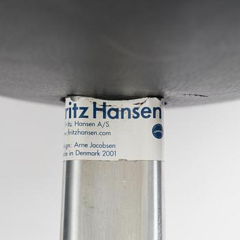 Arne Jacobsen, an "Egg" chair with ottoman, Fritz Hansen, Denmark, 2001.