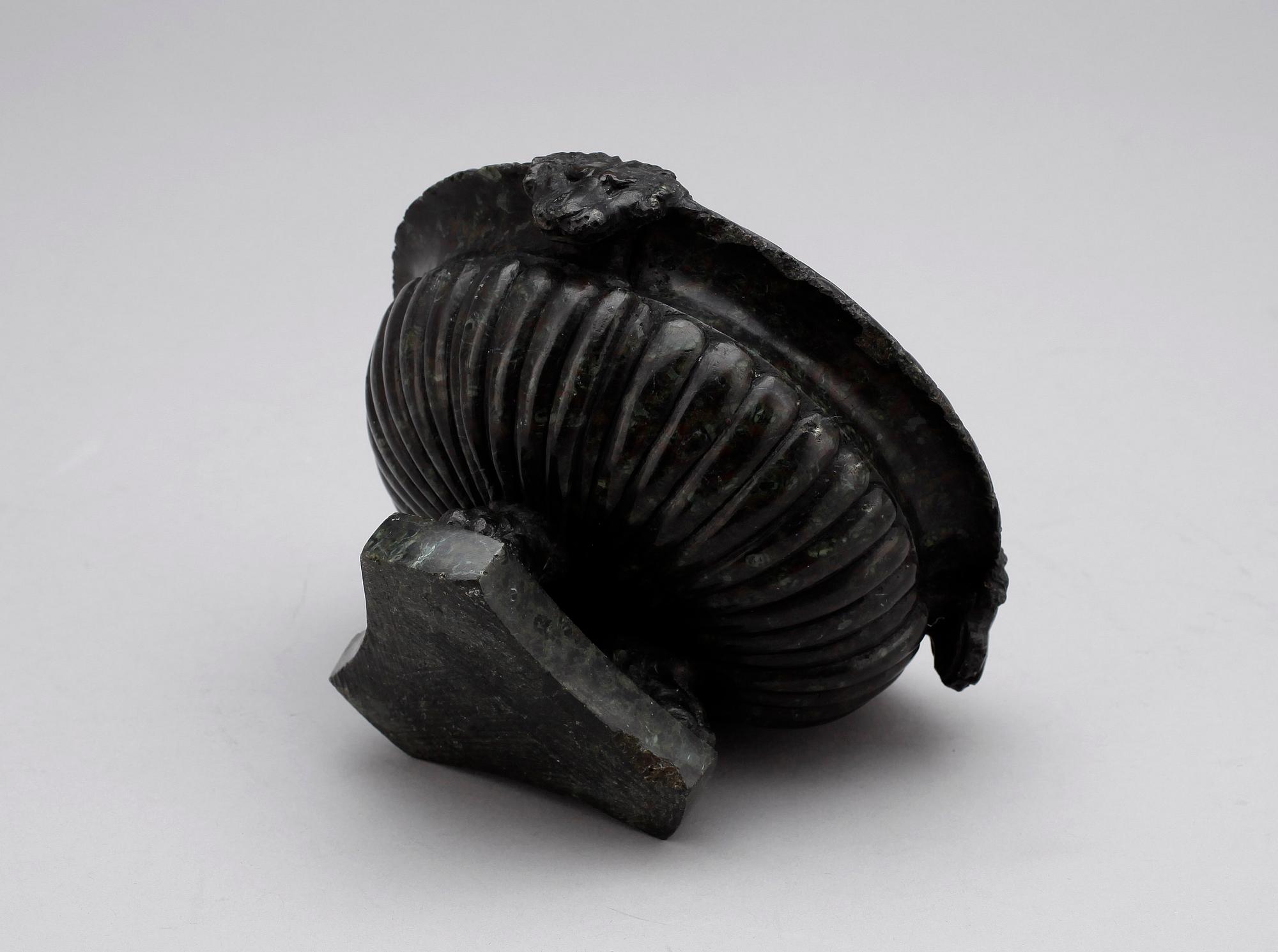 RÖKELSEKAR, serpentinsten, troligen empire, 1800-tal.