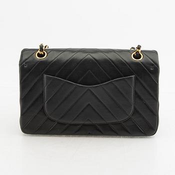 Chanel "Double flap bag" väska före 1984.