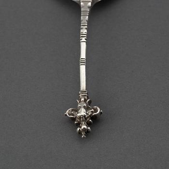Bengt Collin, sked med dubbel kerubknopp, silver, Uppsala 1701.