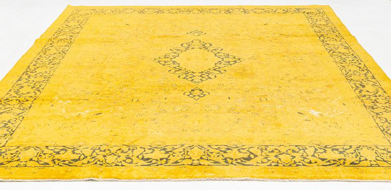 A Kirman carpet of 'vintage' design, c 382 x 293 cm.
