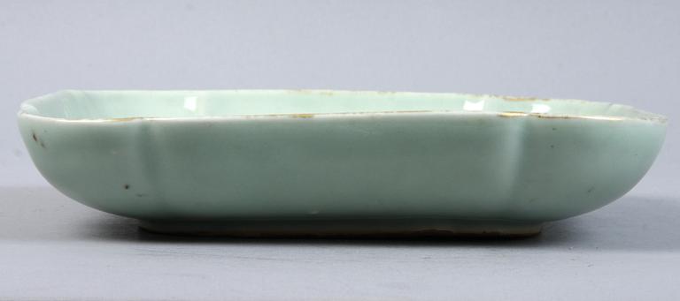 UPPLÄGGNINGSFAT, 2 st, porslin, Kina, 1800/1900- tal.