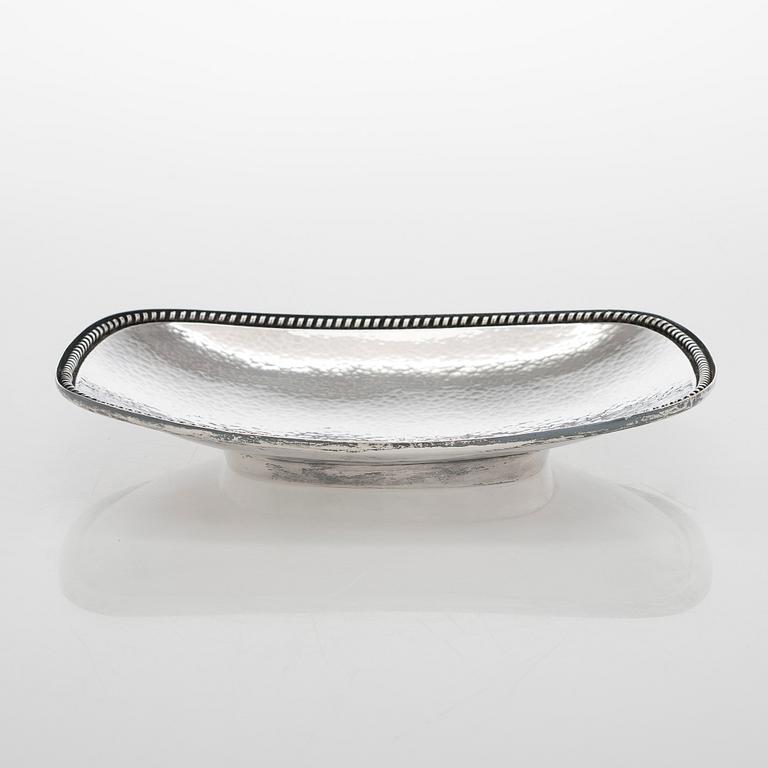 Väinö Hamara, A silver bowl, Helsinki 1965.