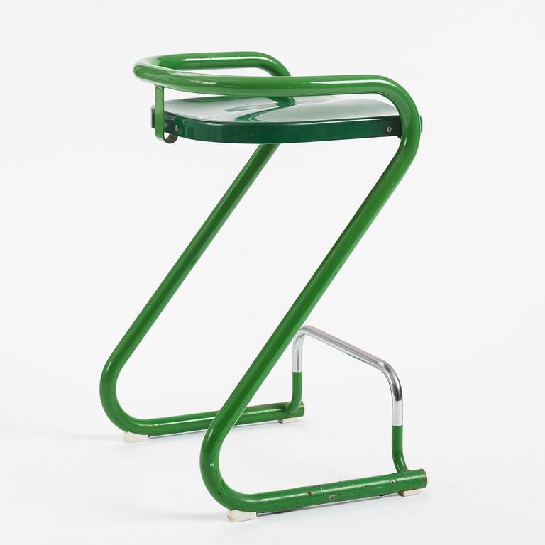 Börge Lindau & Bo Lindekrantz, a stool model "S70-3", Lammhults, post 1968, provenance Lasse Åberg.