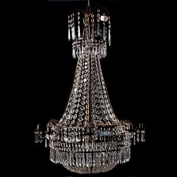 TAKKRONA, gustaviansk stil, 1800-talets senare hälft. Höjd 104 cm.