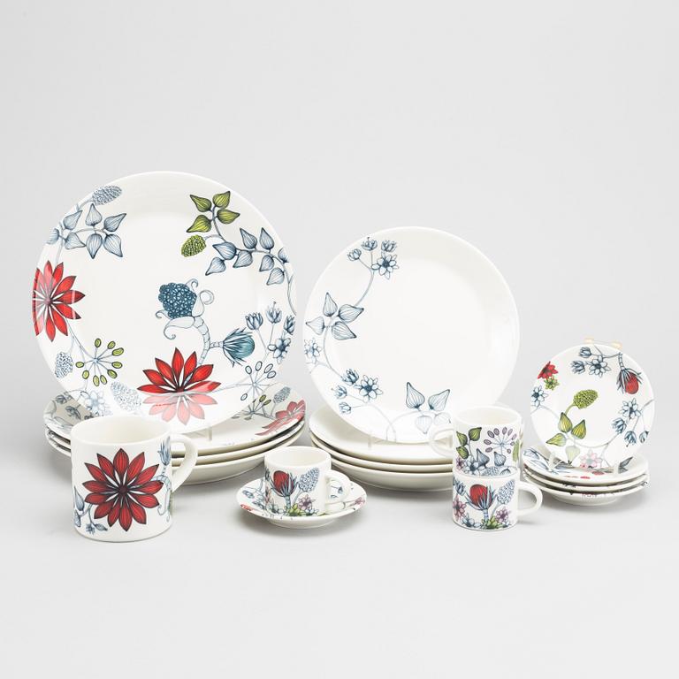 29 PCS PORCELAIN SERVICE, "Runo" Arabia,