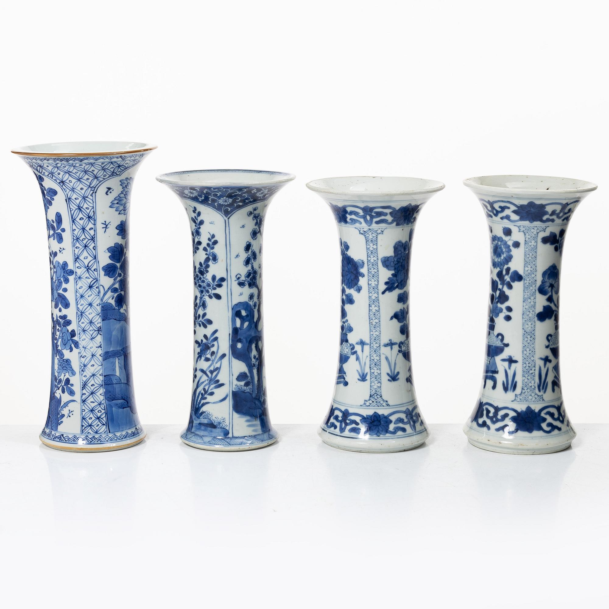 Four blue and white trumpet vases, Qing dynasty, Kangxi (1662-1722).