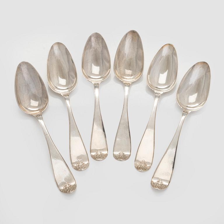 Saltkar, silver, C. I. Rindell 1810-37, och matskedar, 6 st, silver, A. Mörck, Björneborg 1800-talets första hälft.