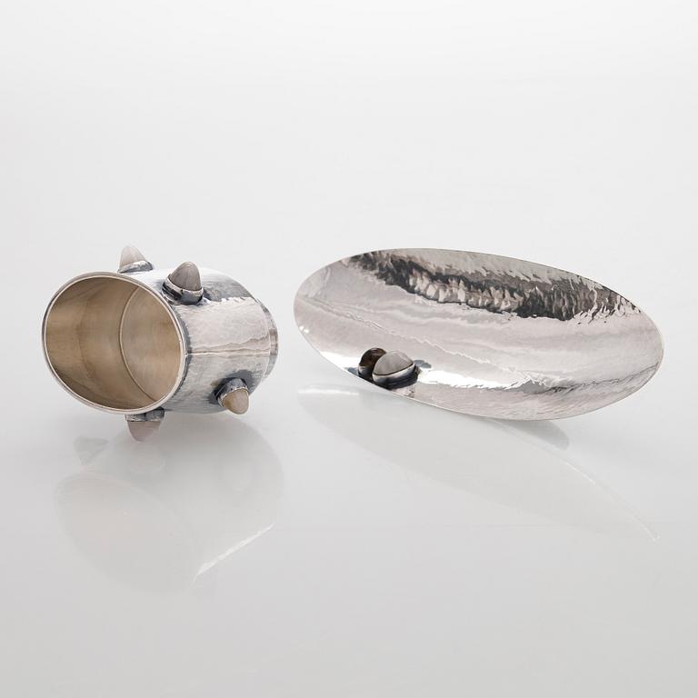 Malja ja vati, hopeaa ja pyöröhiottuja kvartseja, Pirkan-Kulta Tampere 1961.