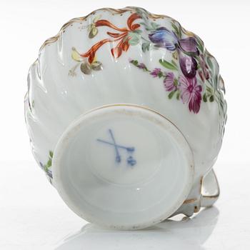 A set of ten porcelain coffee cups with saucers, Meissen-like mark, first half of the 20th Century.