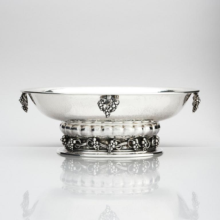 Georg Jensen, an 830/1000 silver centerpiece with grapes, Copenhagen 1925-32, design nr 296A from 1919.