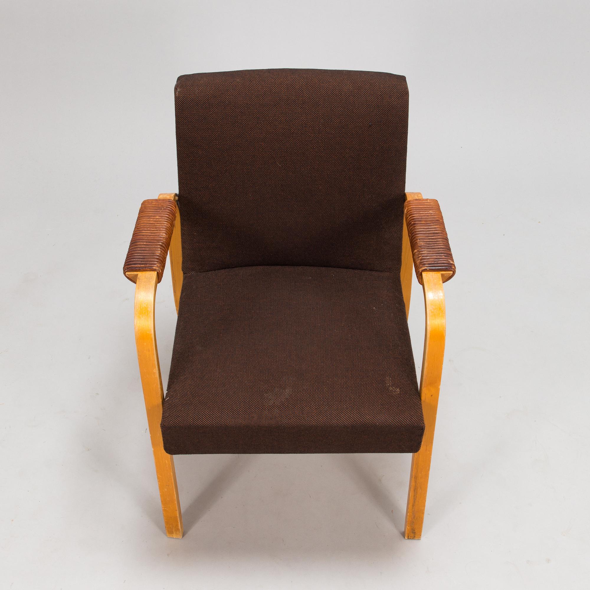Alvar Aalto, a 1970's '46' armchair for Artek.