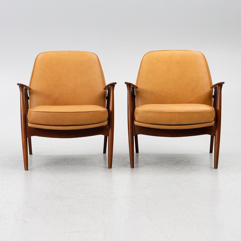 Ib Kofod-Larsen, a pair of model 401 armchairs, Slagelse Möbel verk, Denmark.