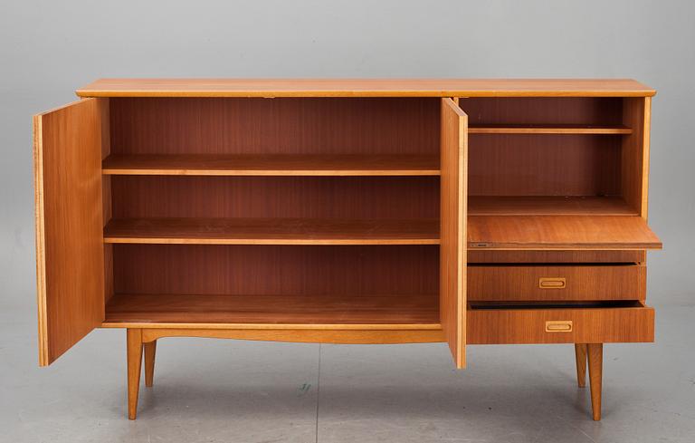 SIDEBOARD, 1900-talets andra hälft.