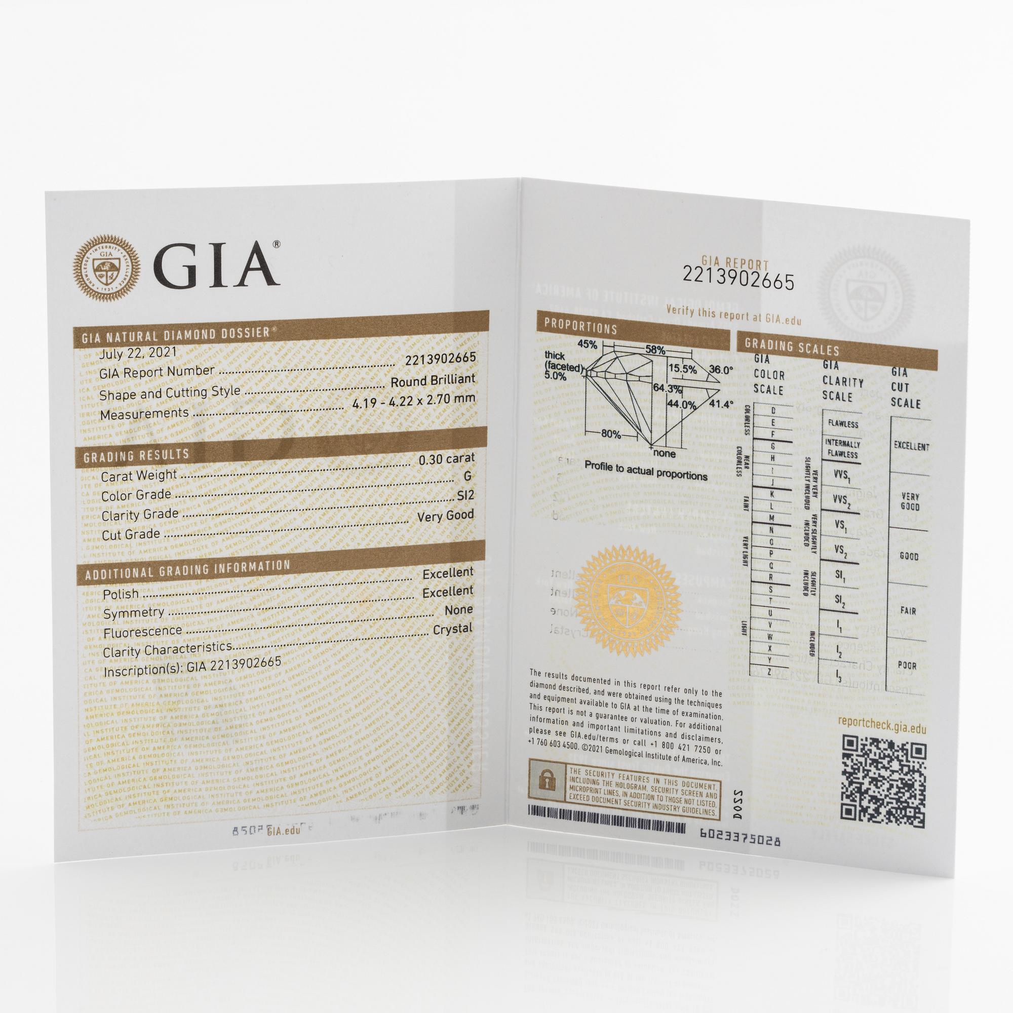 Örhängen med briljantslipade diamanter, medföljande GIA dossier.