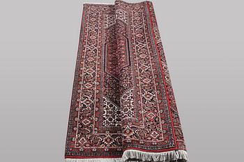 A carpet, Bidjar Takab, ca 204 x 150 cm.