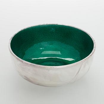 A. Tillander, skål, sterlingsilver och emalj, Åbo 2005.