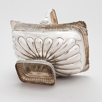 A parcel-gilt silver bread basket, maker's mark of Anton Christian Iwersen, Saint Petersburg 1830.