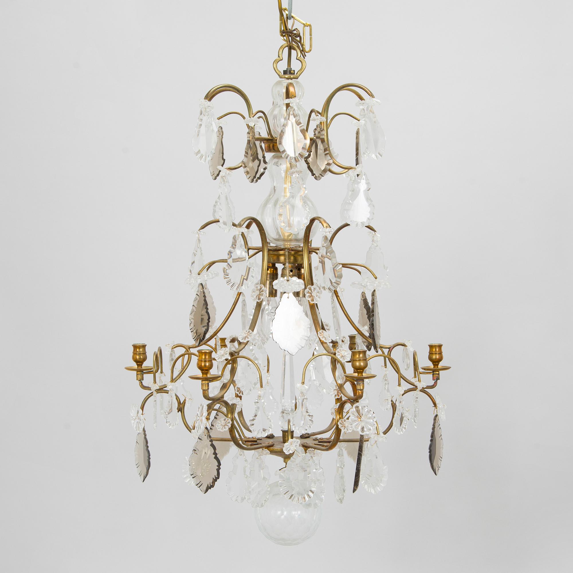 Kattokruunu, 1900-luvun puoliväli.