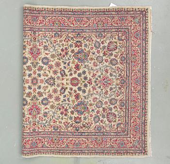 MATTA, Kirman, semiantik. Ca 229x150 cm.