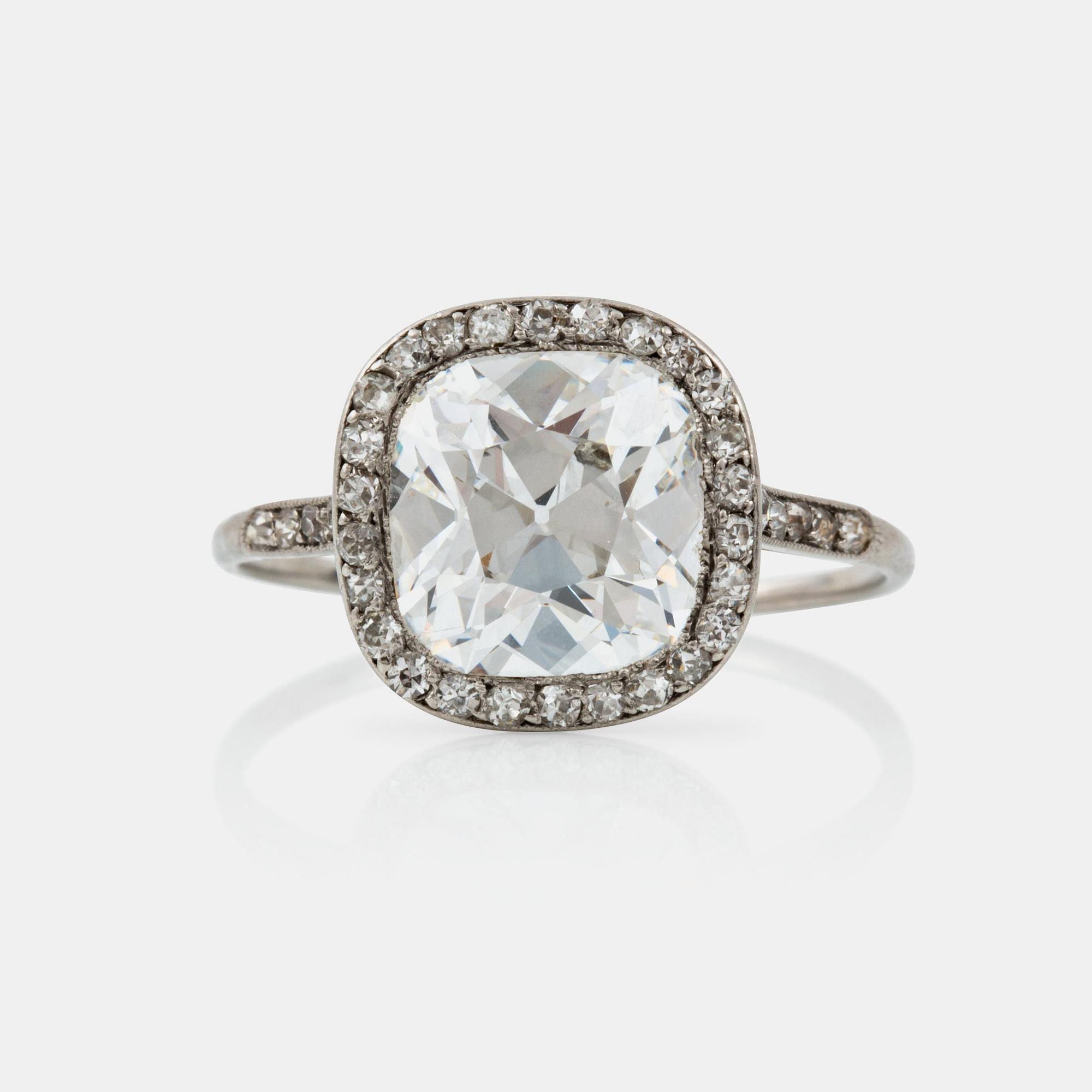 Cartier cushion cut discount