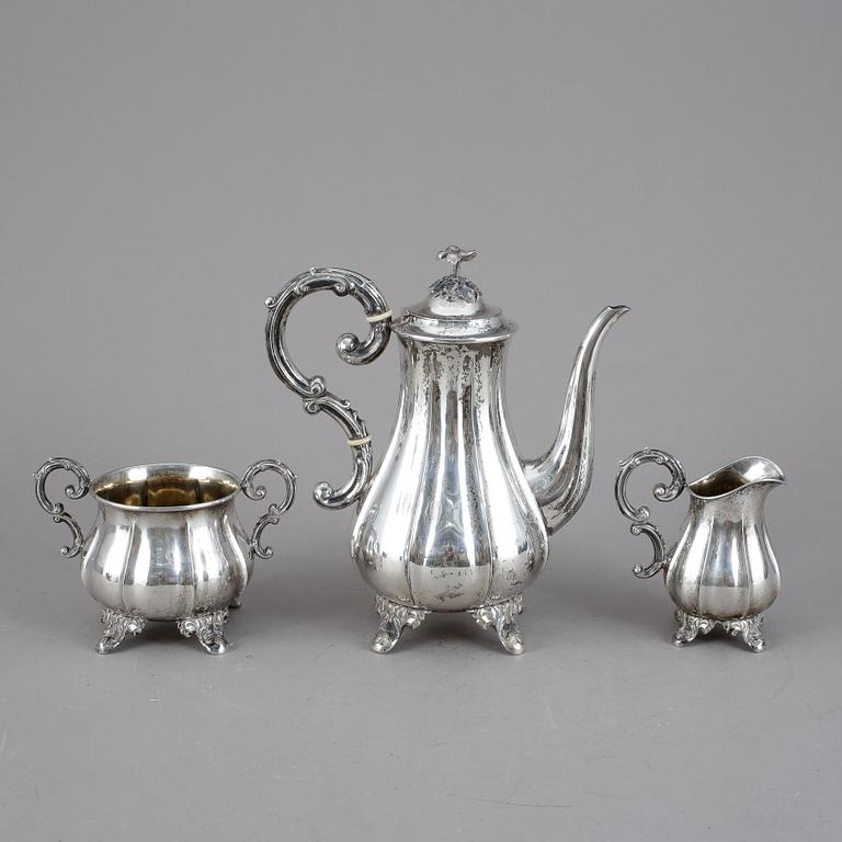 SERVIS, 3 delar, silver, Lundström. Otydliga stämplar. 1922. Vikt ca 1155 gram.