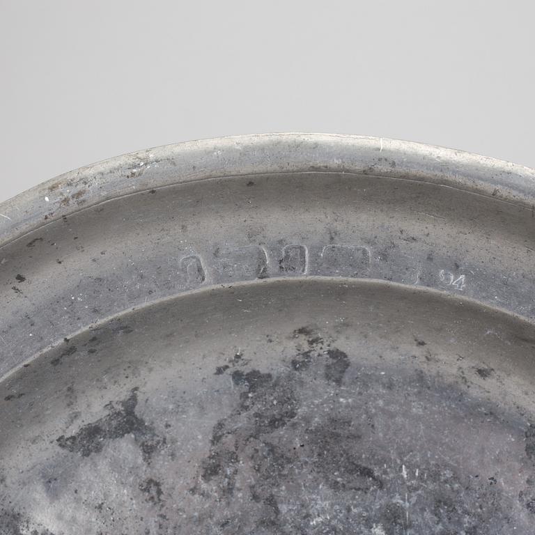 FAT, 7 stycken, tenn, bla Samuel Marnel, Stockholm, (1748-1775).