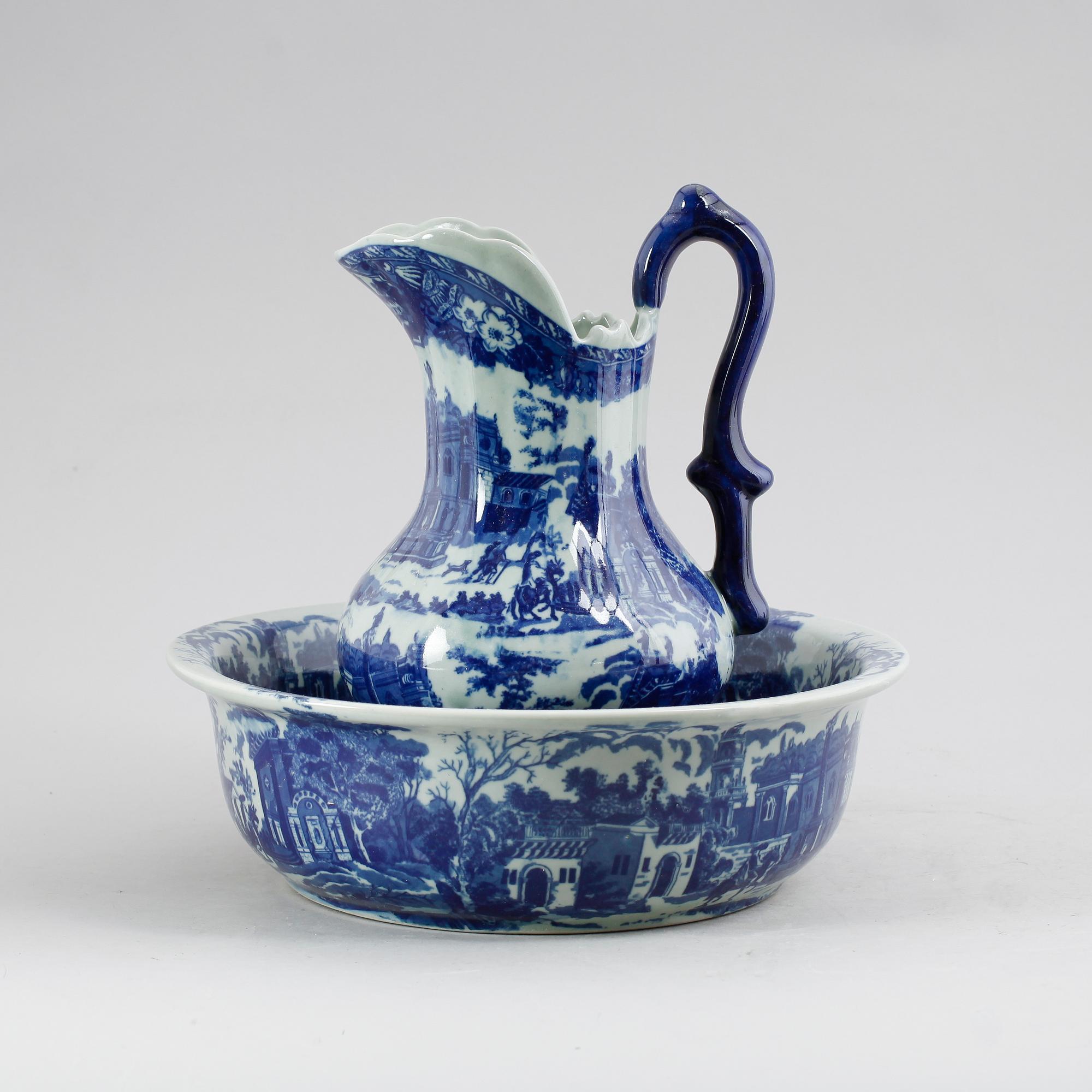 TVÄTTSERVIS, 2 delar, porslin, sent 1900-tal.