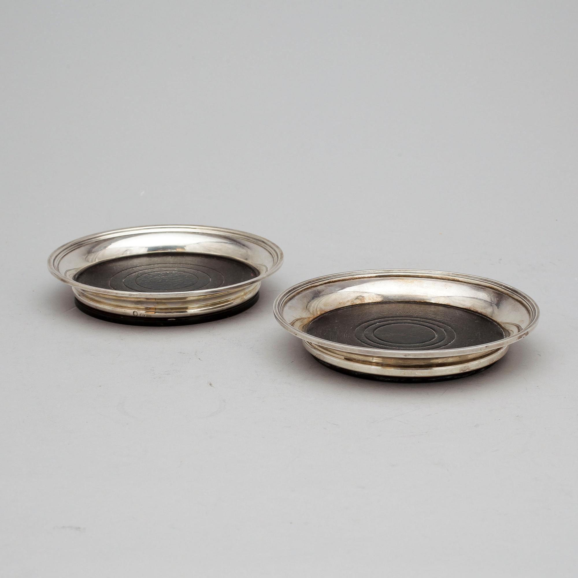 COASTERS, 2 st, silver, Danmark, 1951.