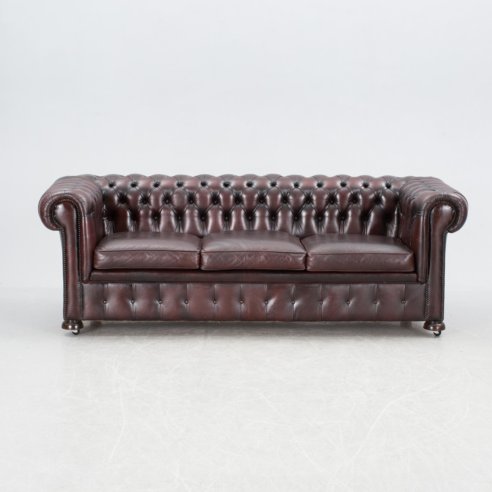 SOFFGRUPP, 3 delar, Chesterfield-stil. 1900-talets slut.