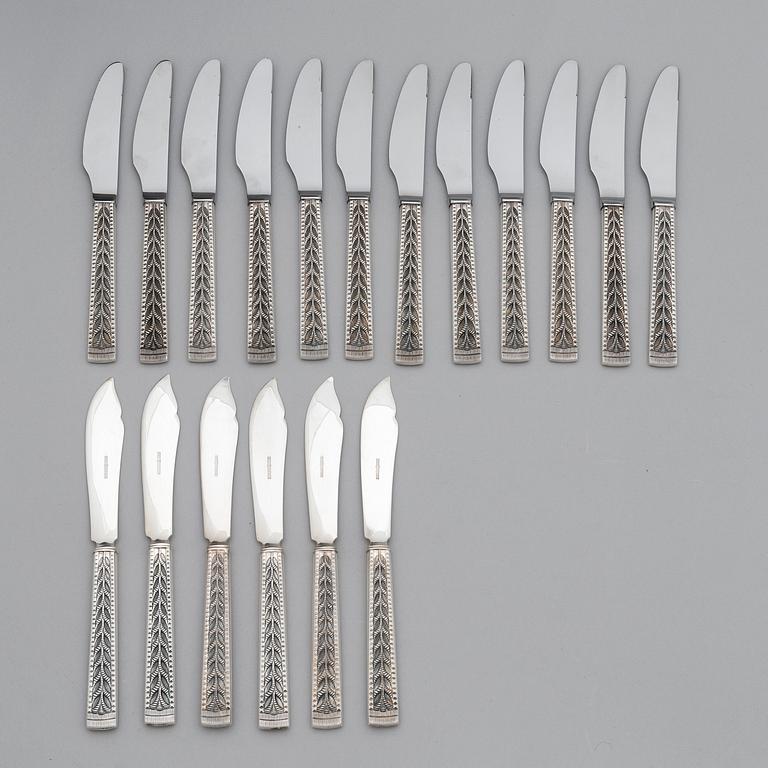 BESTICKUPPSÄTTNING, 126 delar, silver, Norge.