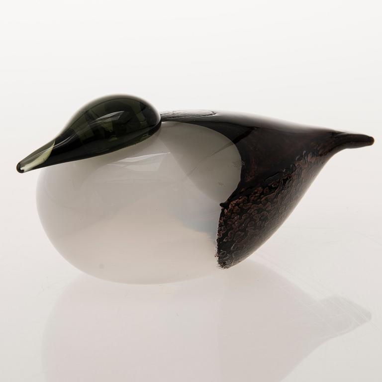 OIVA TOIKKA, Two glass birds, signed.
Nuutajärvi, Finland.